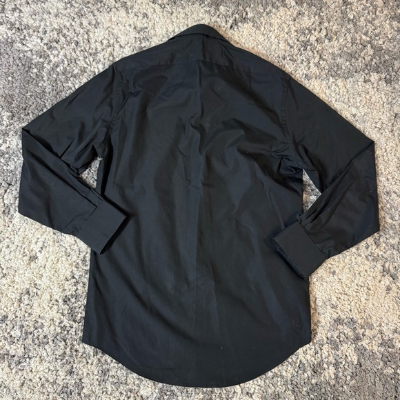 Van Heusen, Men's Solid Black Long Sleeve Button Down Fitted Dress Shirt - Picture 6 of 6